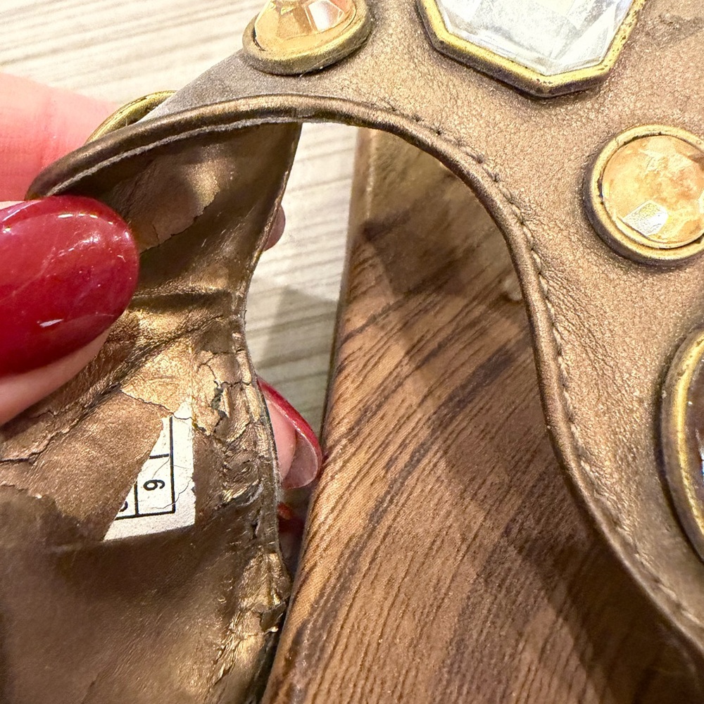 Vionic Eve jeweled brown sandals size 9 - Picture 6 of 6